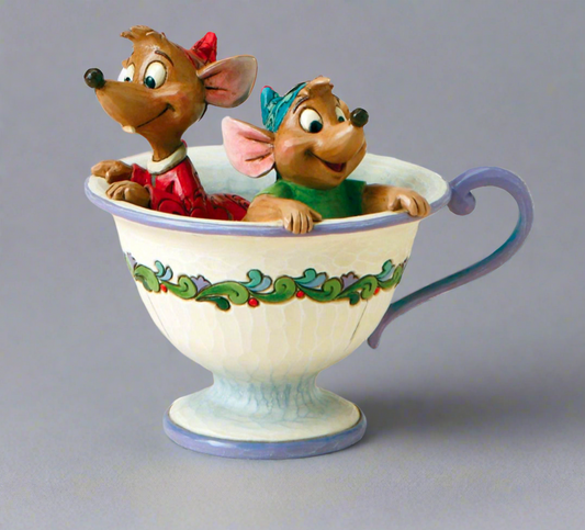 Jaq & Gus in Tea Cup